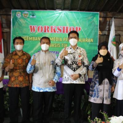 Workshop Bahan Bahan Ajar 1